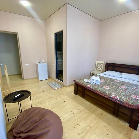 Moedani-Very Center Apartments In Kutaisi Exterior foto